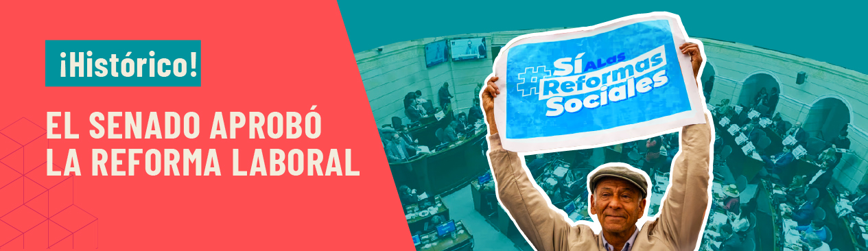 banner de persona sosteniendo pancarta de apoyo a la reforma laboral.