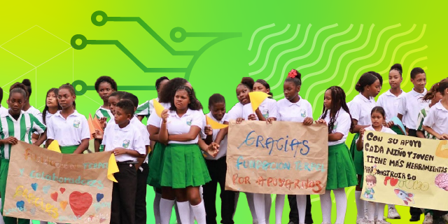 Más de 800 estudiantes de Nuquí estrenan Aula Interactiva para fortalecer su aprendizaje y cerrar brechas digitales